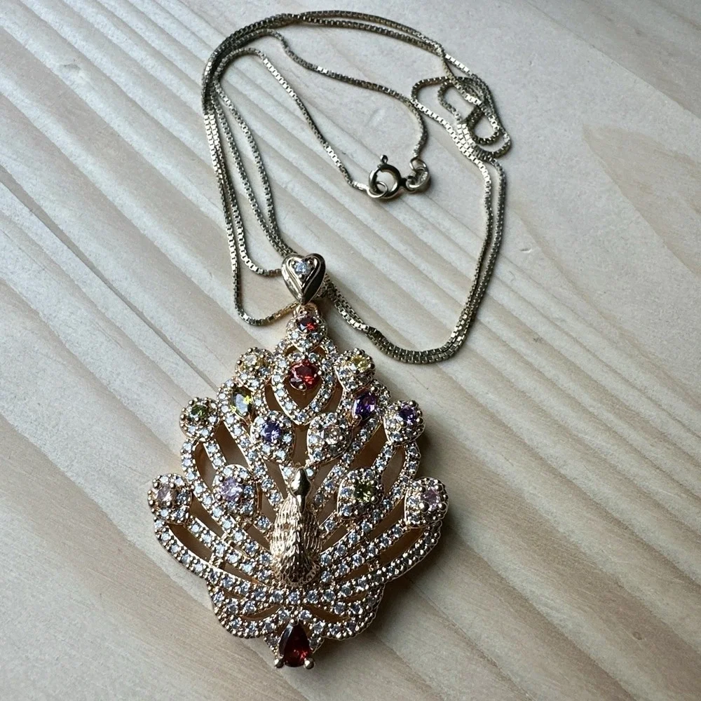 VTG Peacock Pendant Necklace 15 Inch Multi Lab Created Gems Sterling Italy Chain